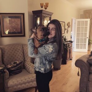 Meet your Posher, Nadine